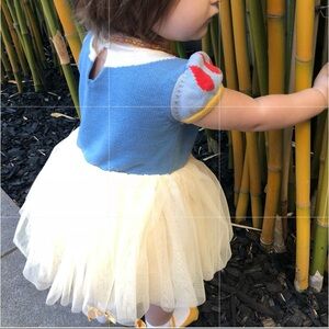 GAP Blue and Yellow Casual Dress with Classic Design